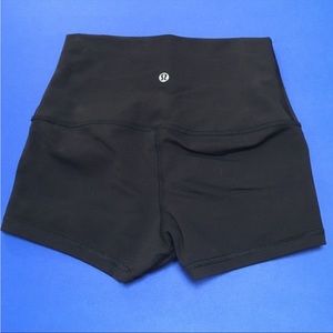 Lululemon Boogie Shorts Size 4